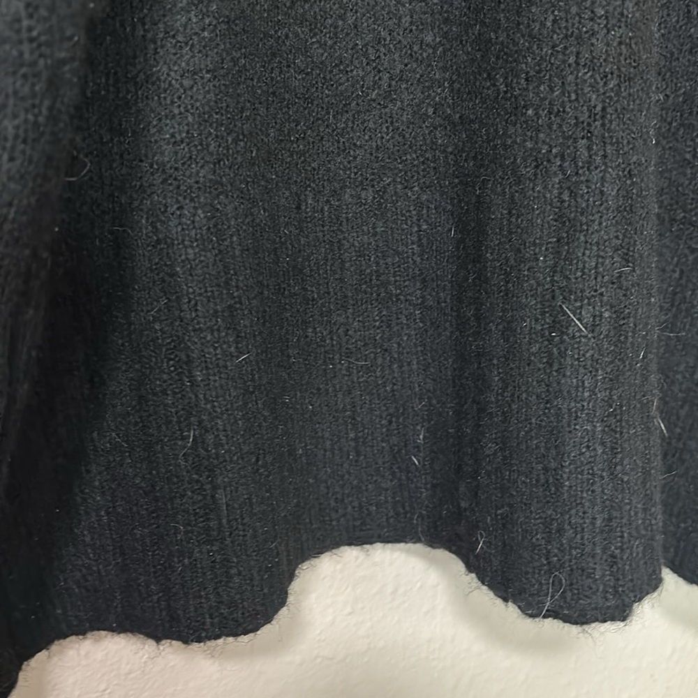 Philosophy women’s black sweater size L/XL - Picture 4 of 9